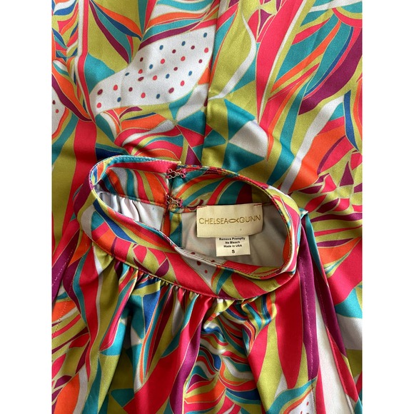 Chelsea Gunn Colorful Abstract Print Dress - Picture 6 of 7